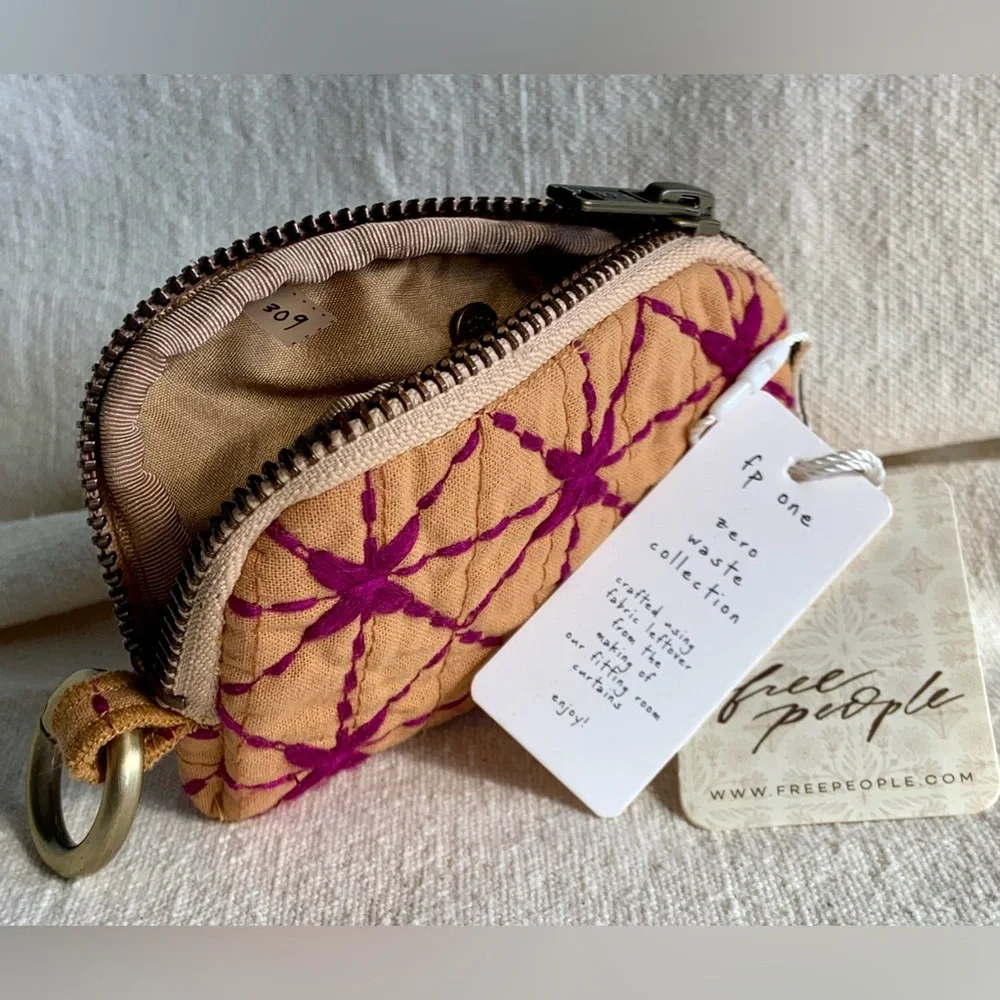 Free People ~ One Upcycled Mini Wallet ~ NWT* - Picture 4 of 14